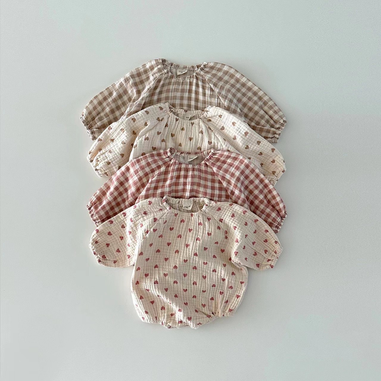 格紋愛心棉麻包屁衣