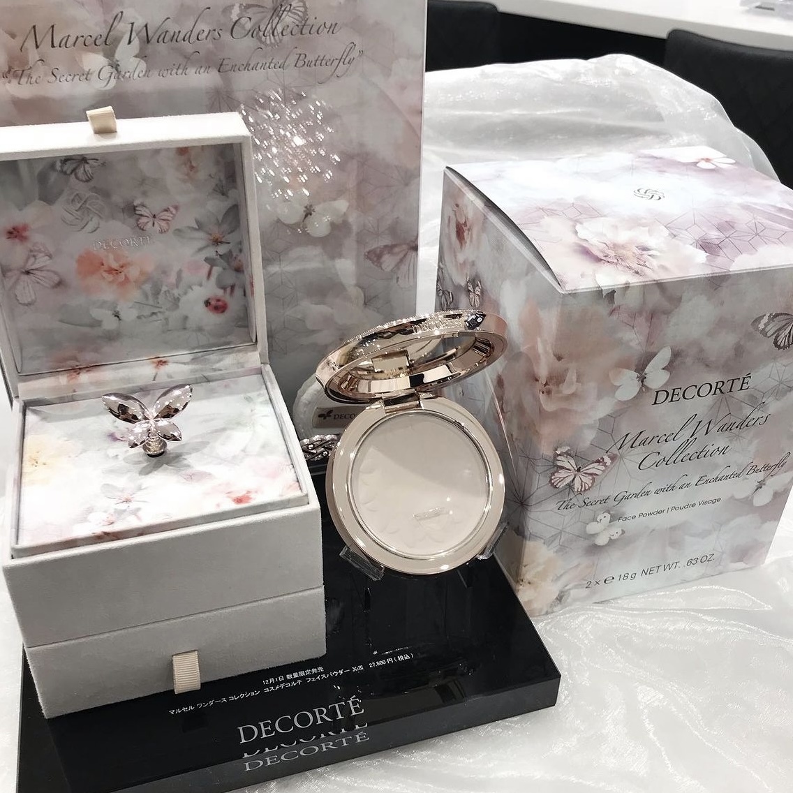 DECORTÉ Marcel Wanders コレクションフェイスパウダー II