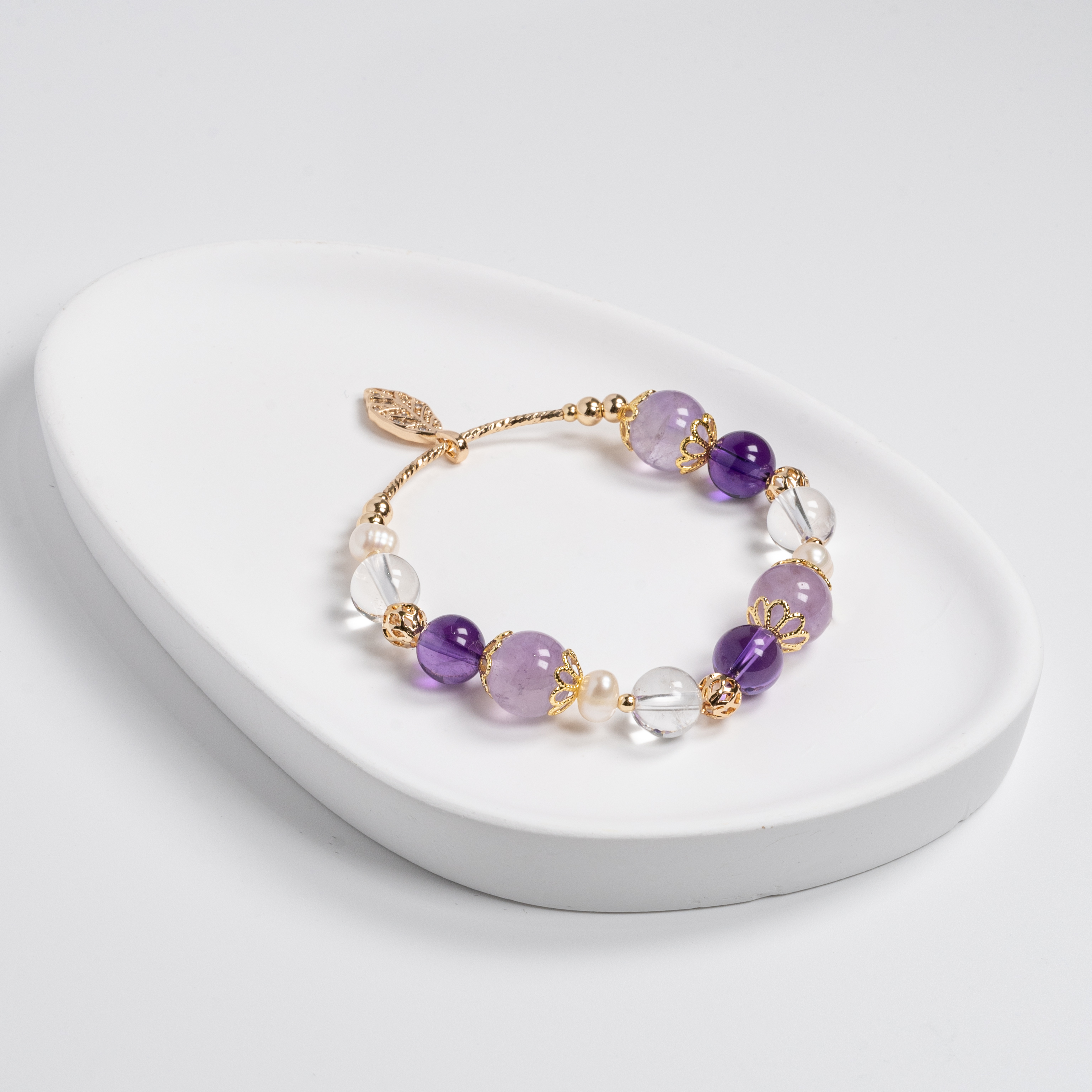 【主水晶】淺紫水晶【輔水晶】深紫水晶、白水晶、淡水珍珠