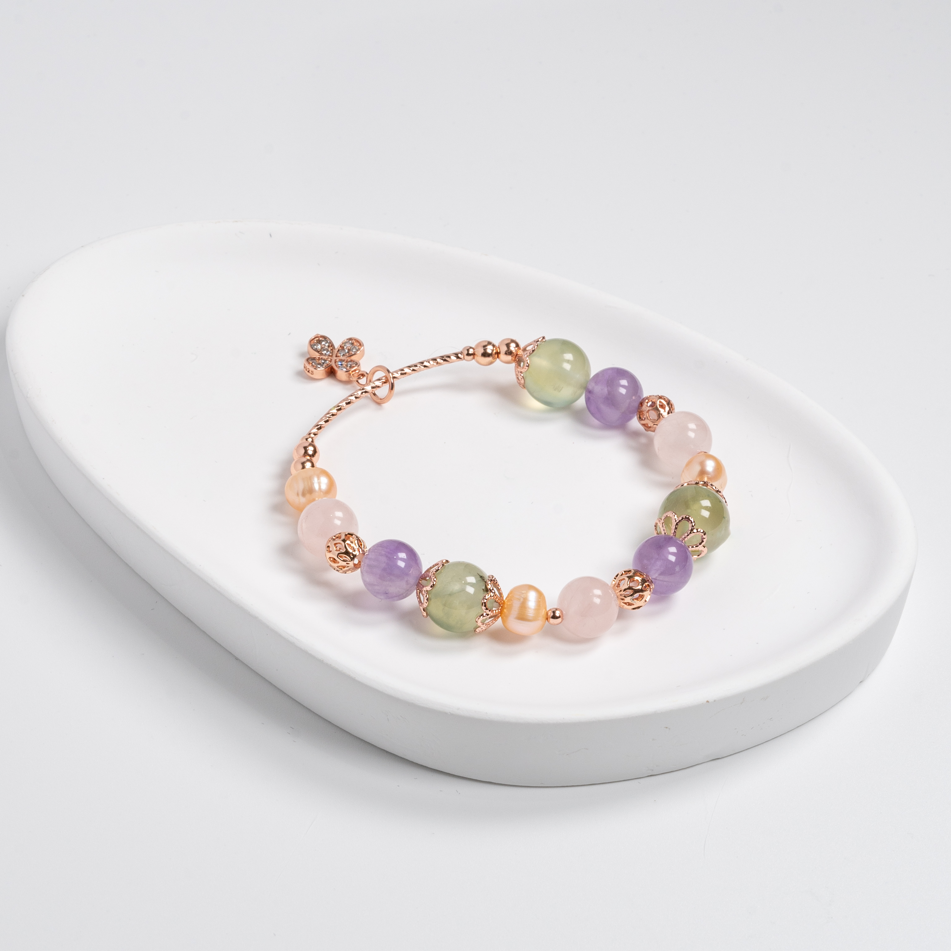 【主水晶】葡萄石【輔水晶】紫水晶、粉水晶、淡水珍珠