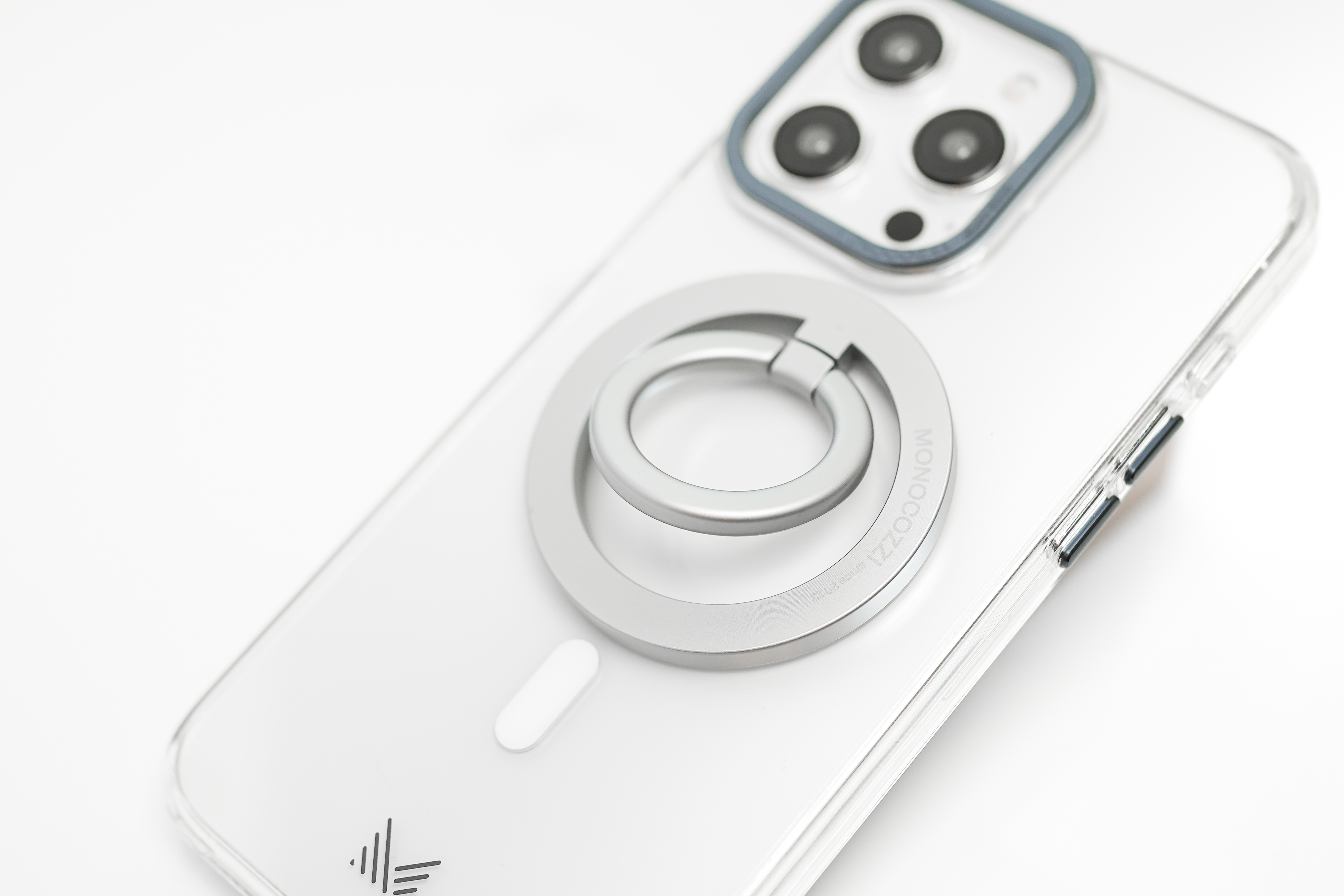 ESSENTIALS | Magnetic Ring for iPhone - Silver