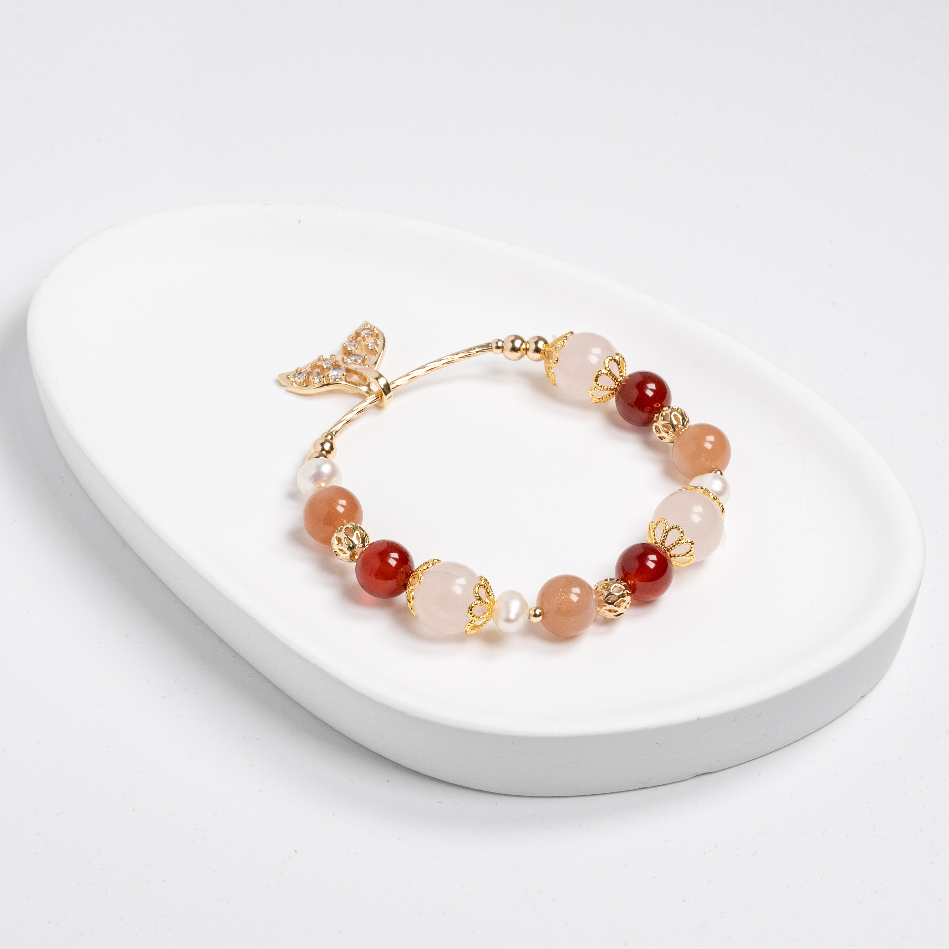 【主水晶】粉水晶【輔水晶】紅瑪瑙、太陽石、淡水珍珠