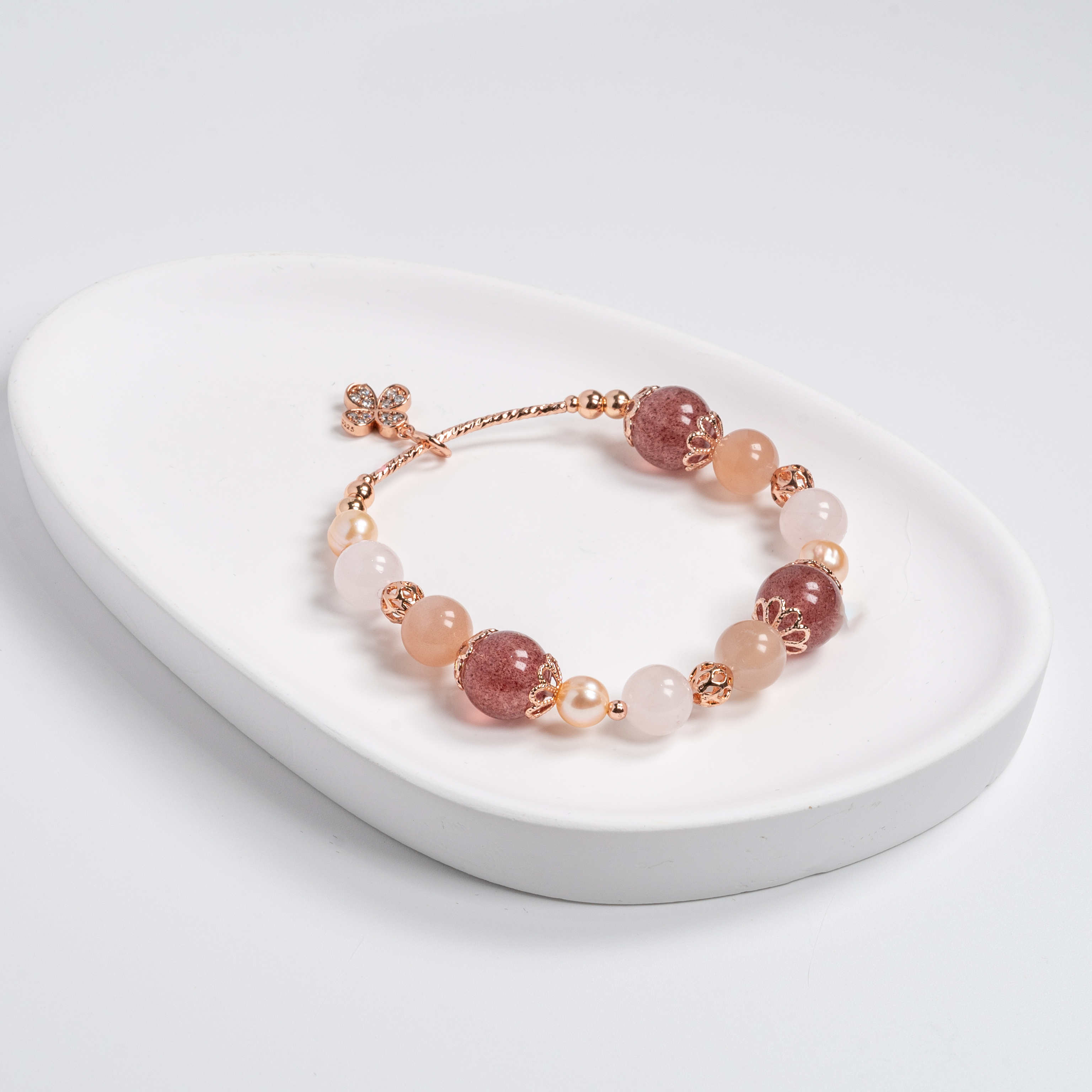 【主水晶】草莓晶【輔水晶】太陽石、粉水晶、淡水珍珠