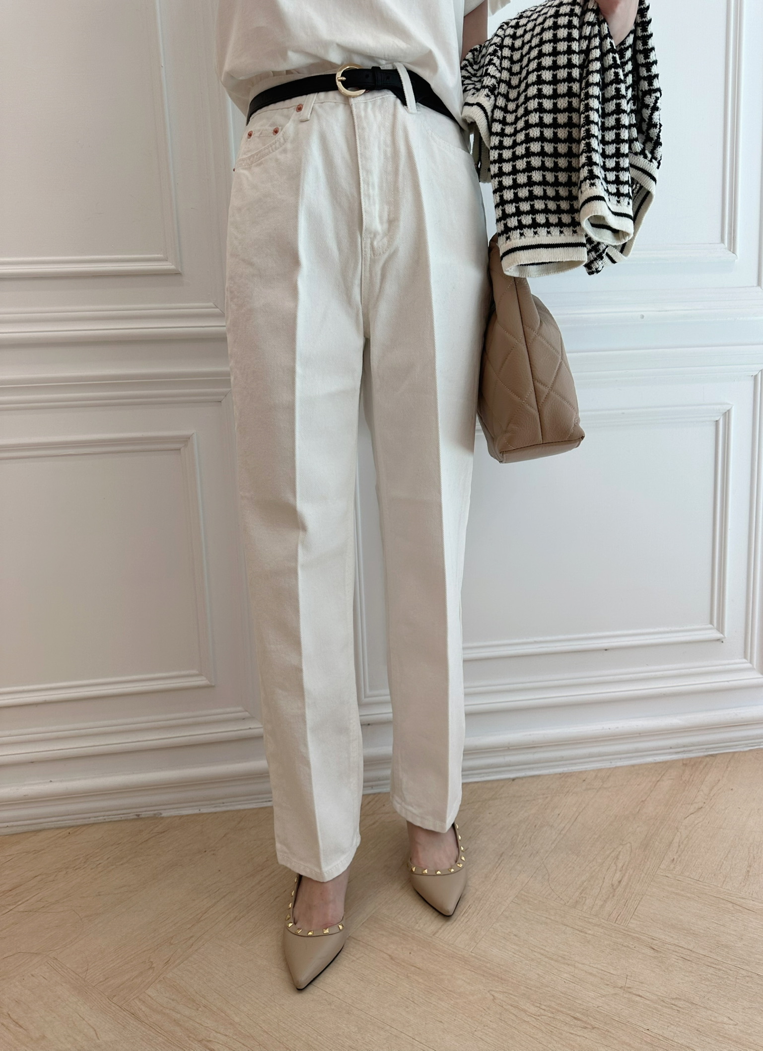 白色率性直筒牛仔褲