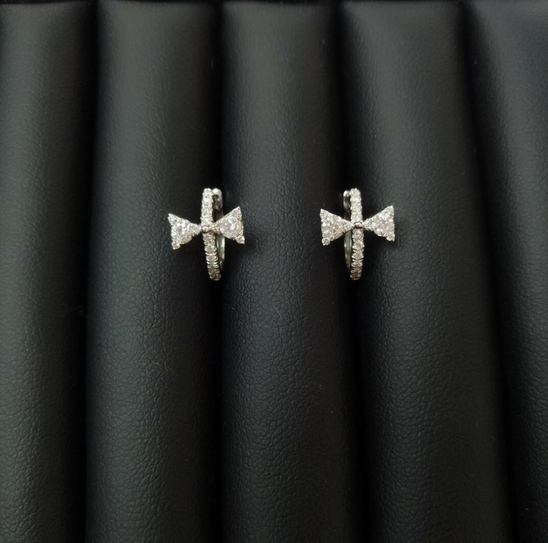 18K White Gold Bow Diamond Earrings