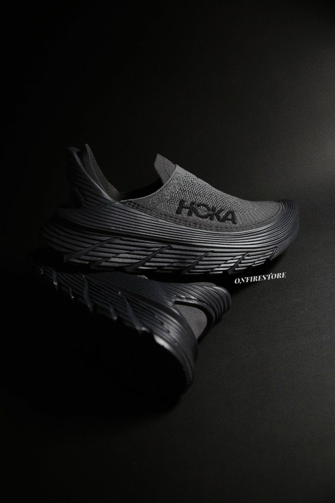 現貨| HOKA ONE ONE RESTORE TC BLACK 1134532-BBLC
