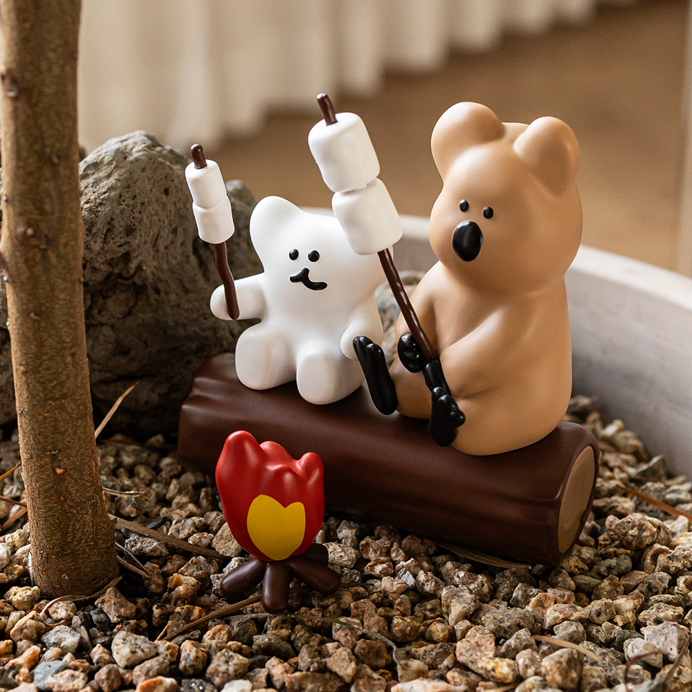 Dinotaeng S'more Figure