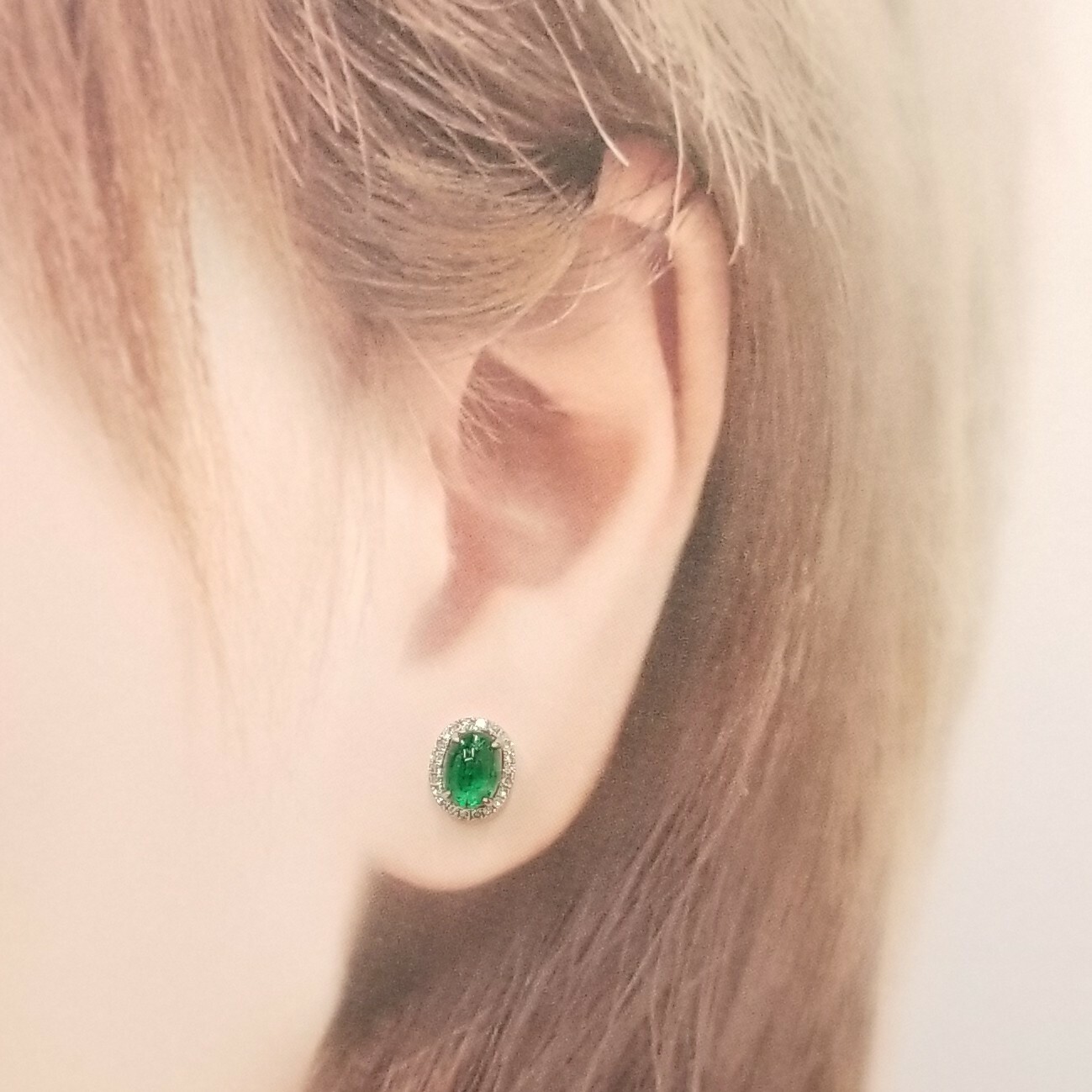 18K White Gold 1.60ct Emerald and Diamond Earrings