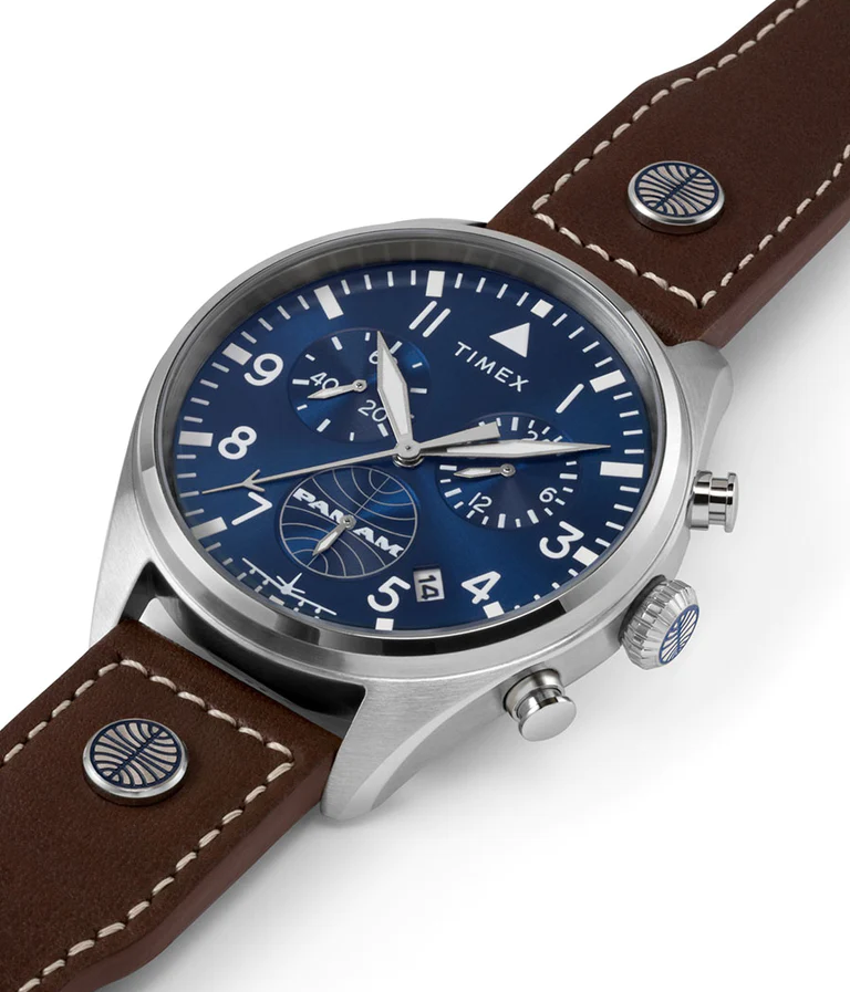 萬年鐘錶 - TIMEX 天美時 Timex X Pan Am  泛美航空聯名飛行員設計皮革款男錶 TWG030000 錶徑 42MM