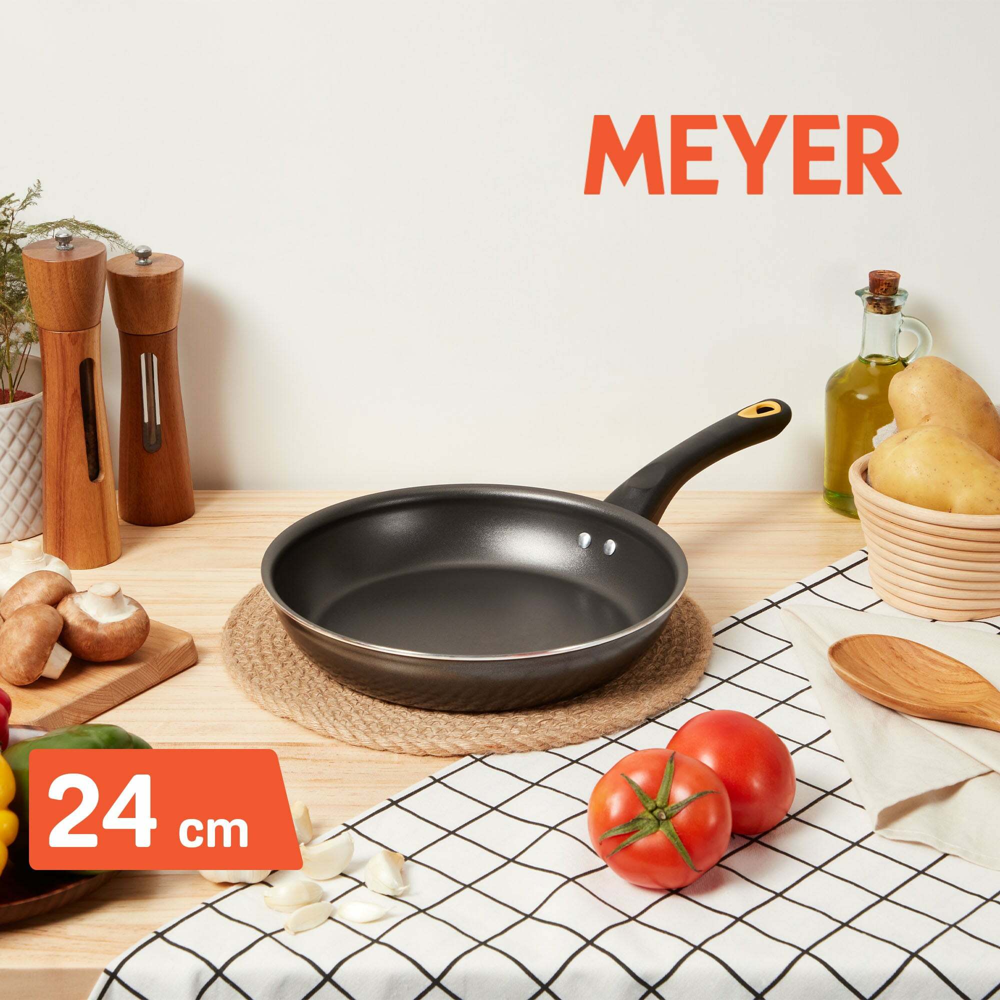 ★福利品★《MEYER Skyline II》耐磨輕量不沾平底鍋24CM