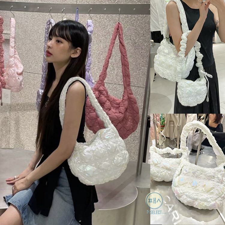 CARLYN soft hologram M