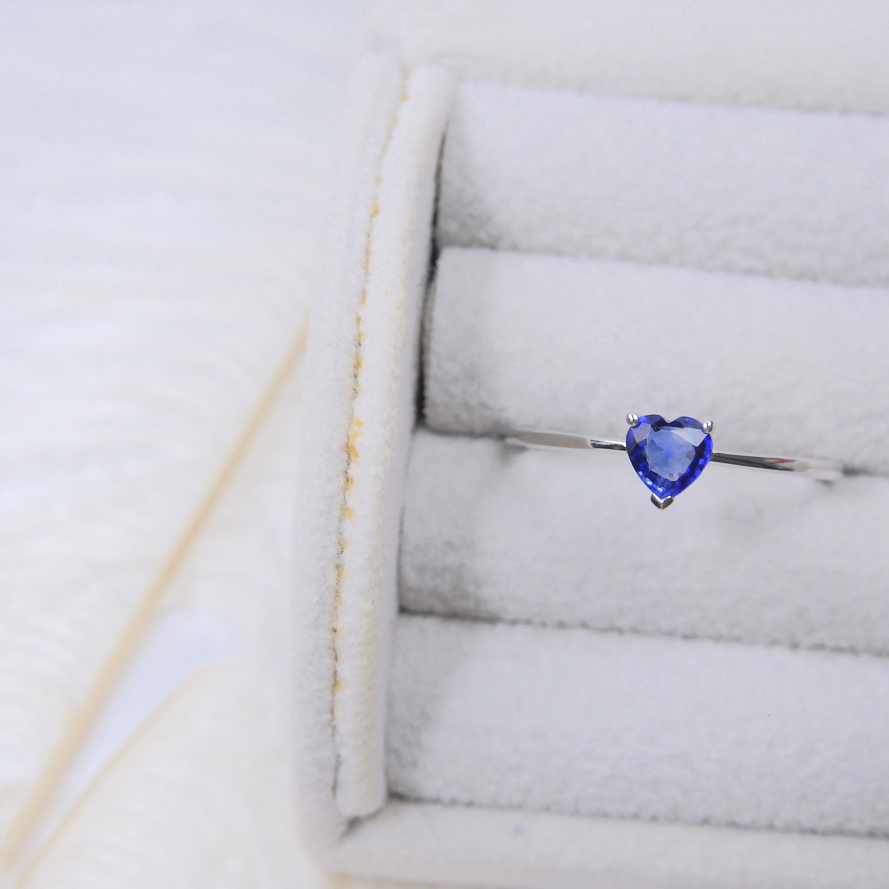 18K金 0.34ct 藍寶石戒指