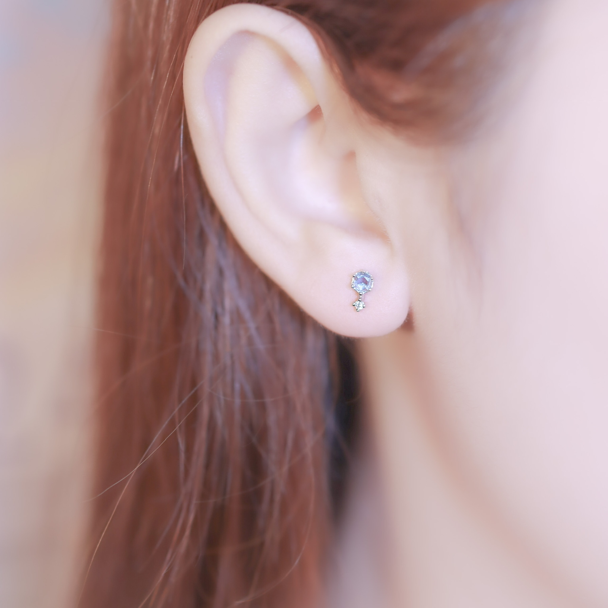 | 925 Silver・White Gold・Topaz | Blue Honey Earrings | EA0538 |