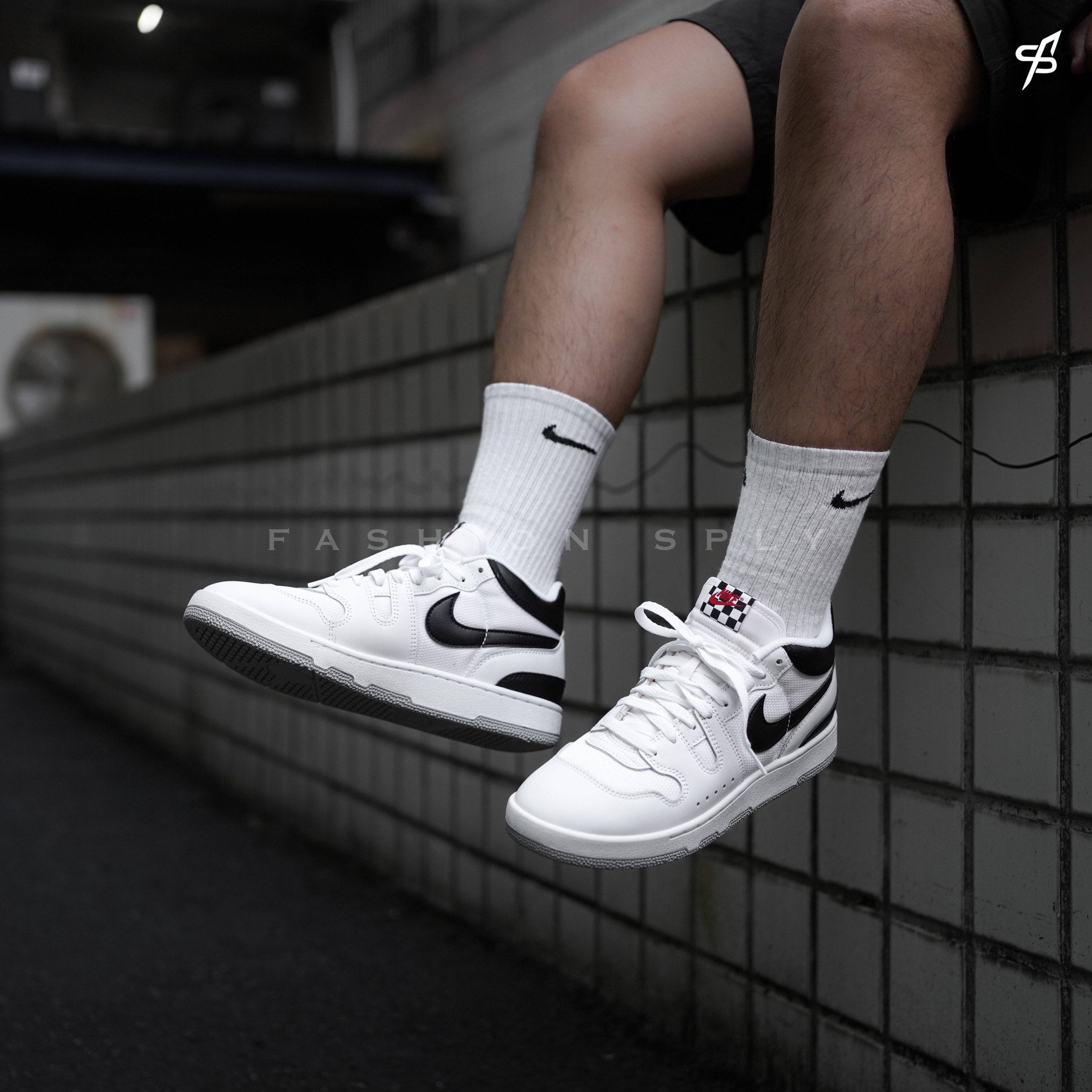 Nike Attack Black and White 棋盤格 FB8938-101