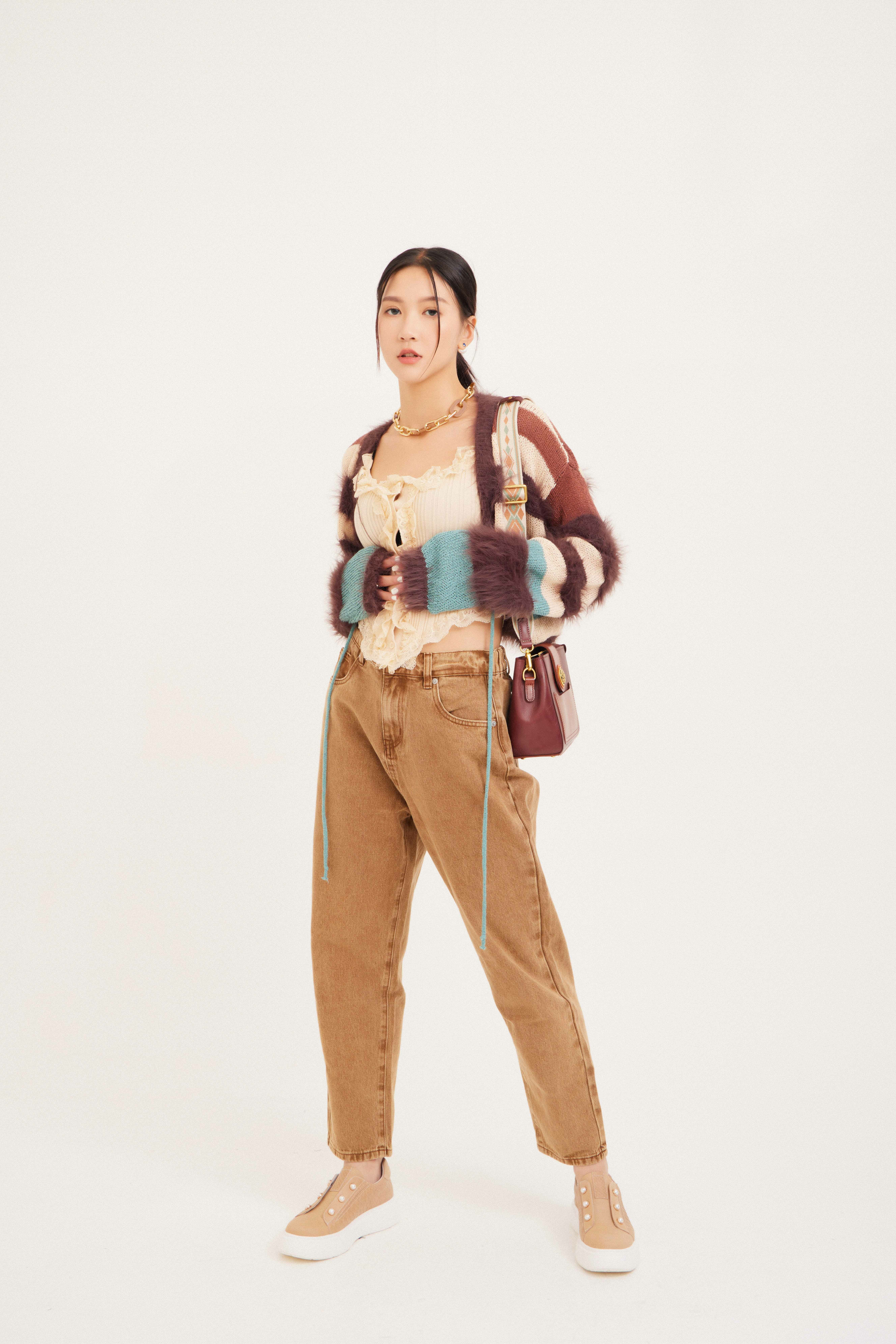 毛毛線混間短cardigan (現貨款式）