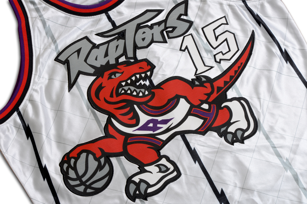 Mitchell & Ness 多倫多暴龍隊 Vince Carter 75 週年 白金 Swingman 球衣