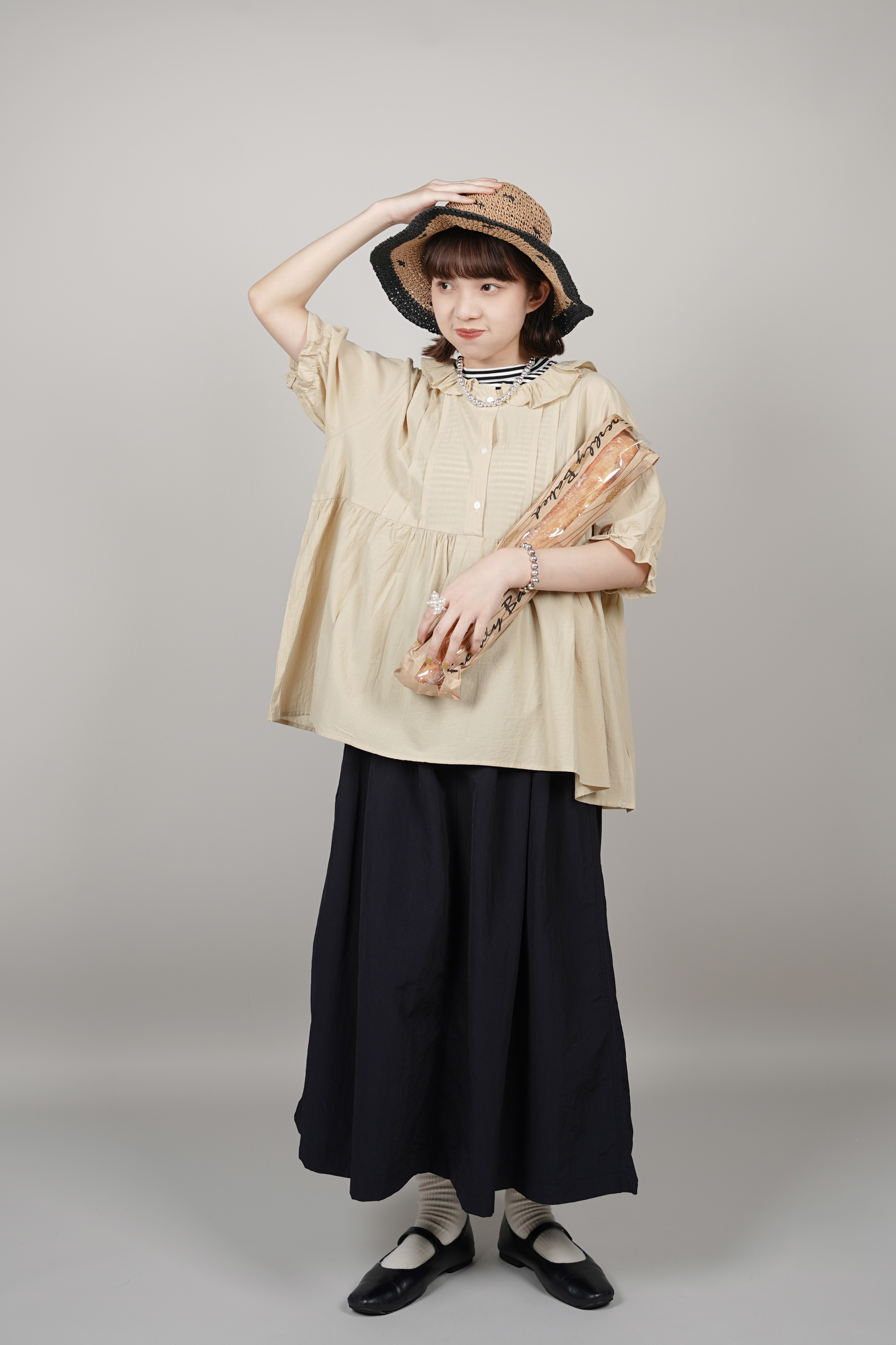 小荷葉領半開薄上衣