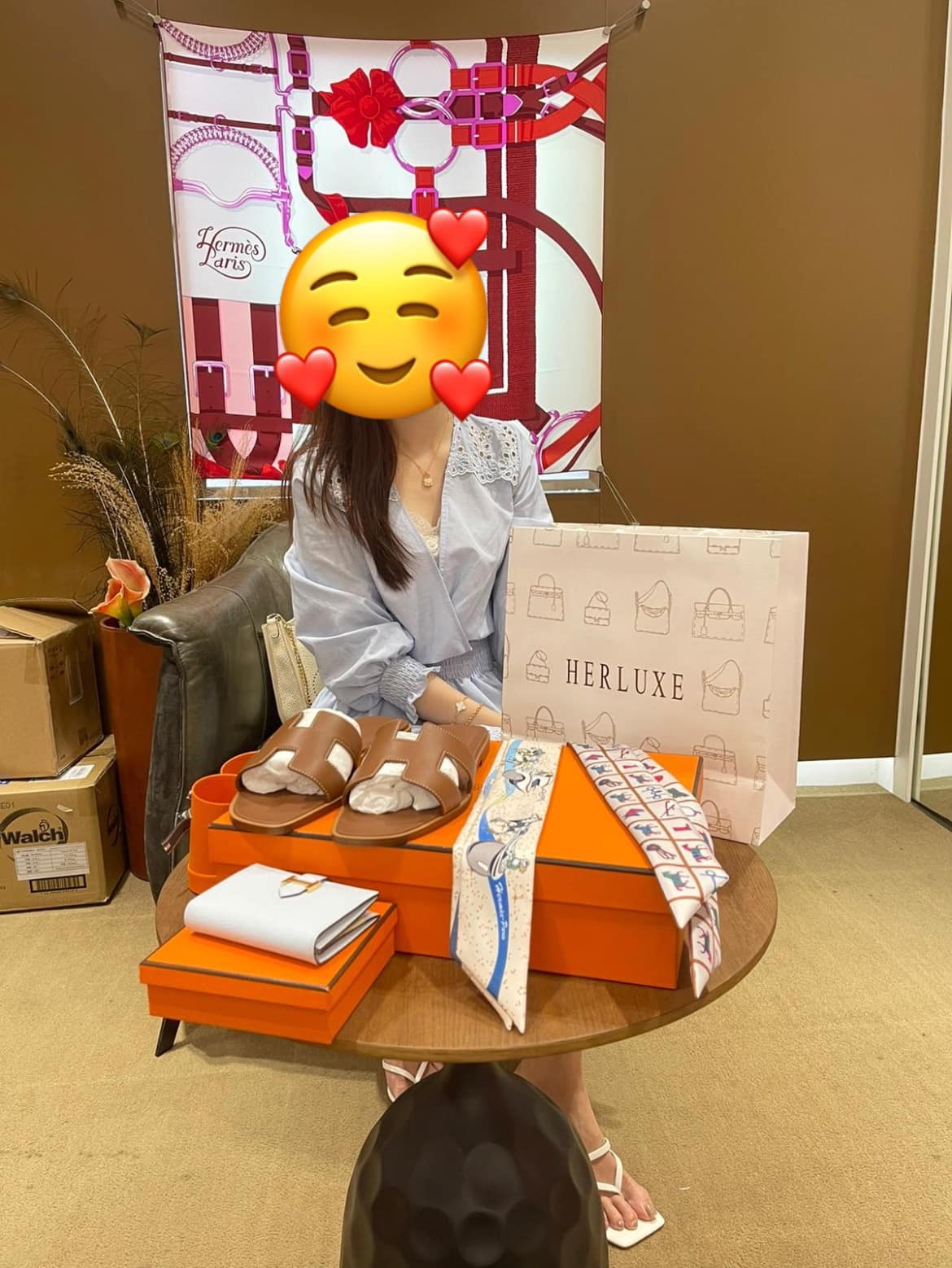 爽快大V靚靚來買野🥳 一次過抱走銀包👛/拖鞋🩴同Twilly🎀 仲已經開始籌備母親節禮物🎁 要買2424 mini大象灰🐘同Lindy mini金金🐫😍 強勁的實力總會吸引到優質的客人💕 多謝你一直以來嘅鼎力支持與信任❤️