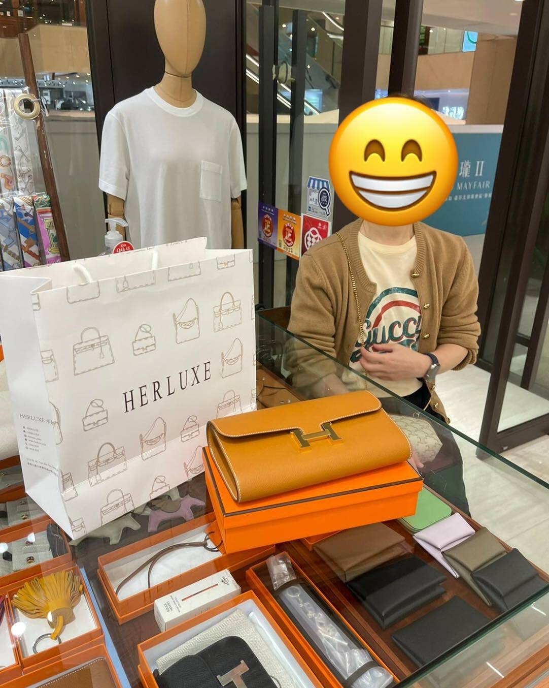 爽快靚靚打電話咨詢咗我哋後馬上到店睇CTG😍 經門市同事專業推介後買咗呢隻靚色的CTG太妃金🥳 多謝你嘅支持與信任🫶