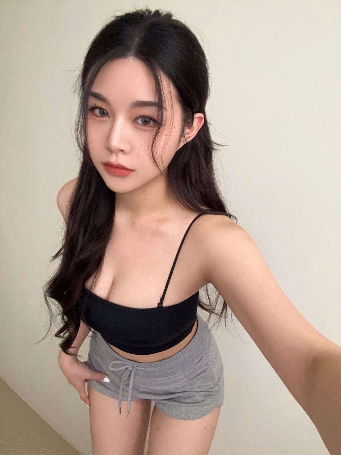 SIMON MADE GC-021 定番 水妹妹 細肩帶 牛奶絲  bratop