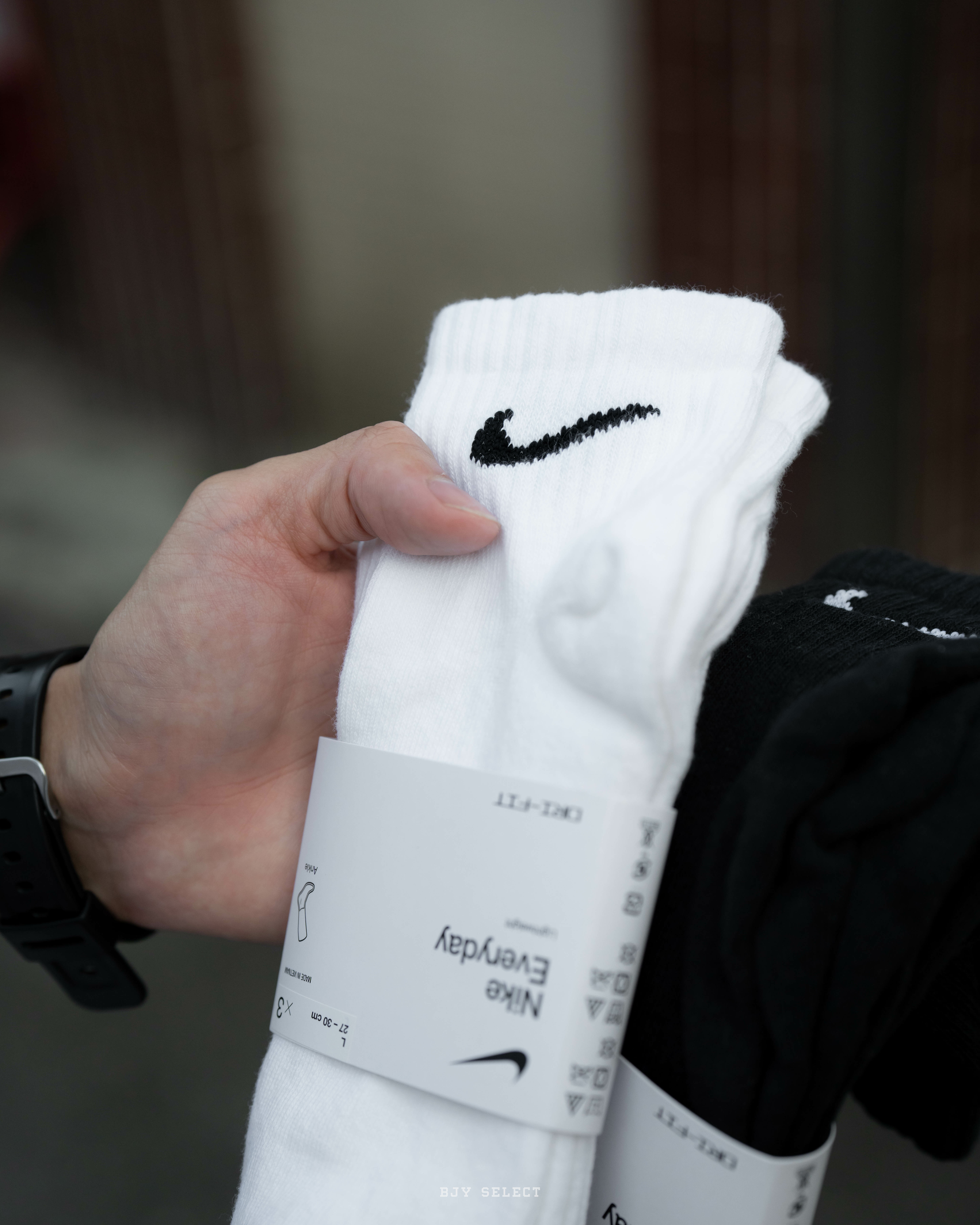 NIKE EVERYDAY LIGHTWEIGHT 中筒襪 SX7677-010黑 100白 必買!!!!