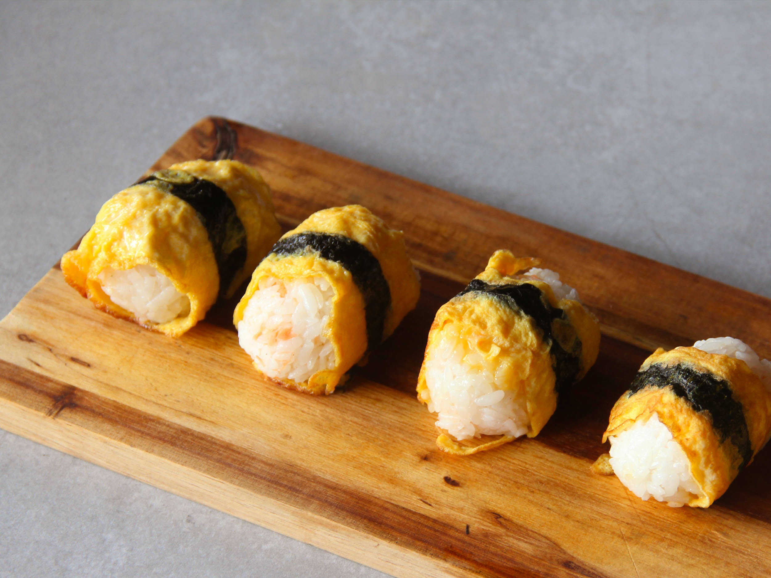 清蒸鮭魚料理食譜鮭魚蛋捲飯糰