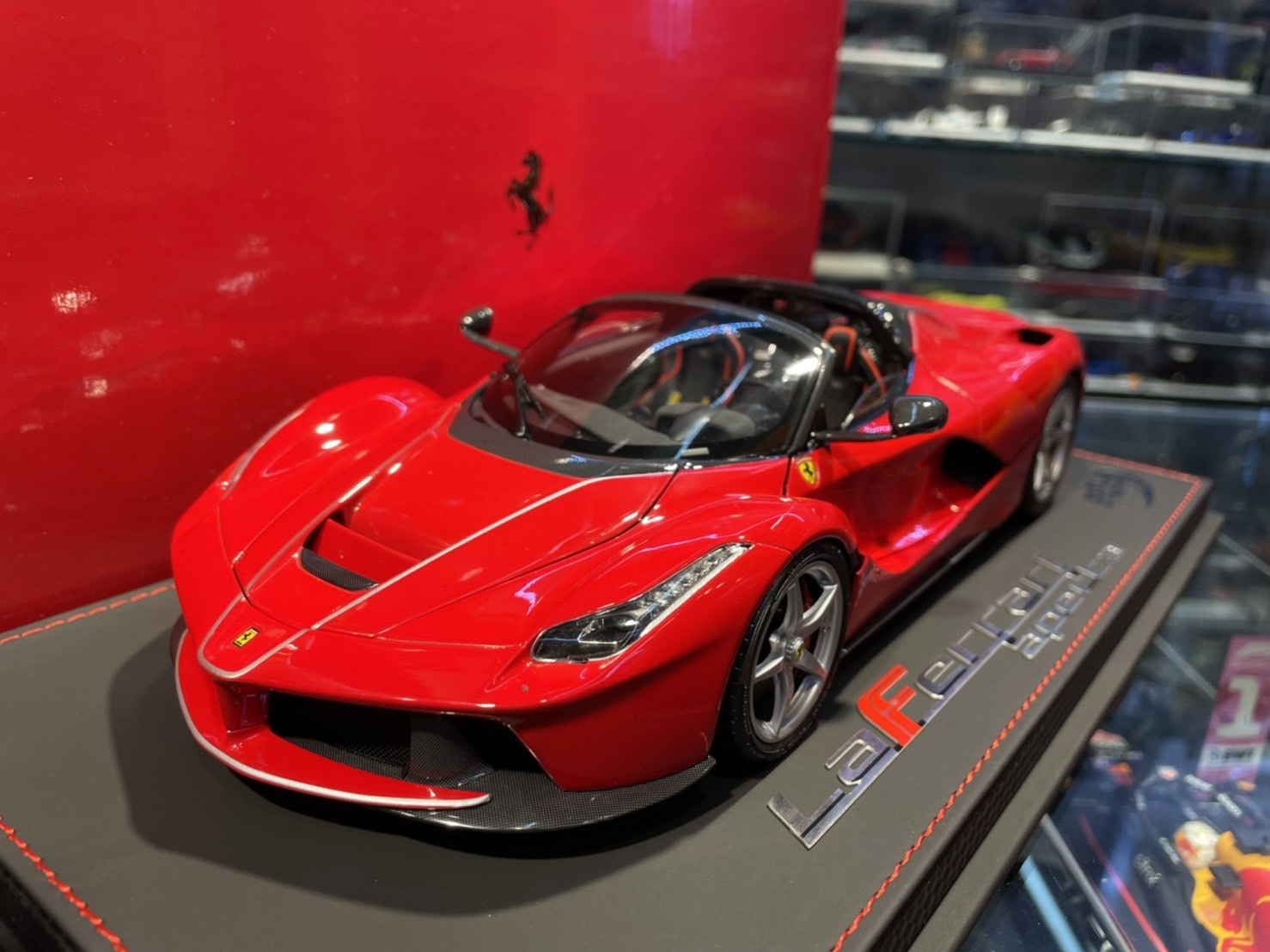 BBR BBR182231DIE Ferrari LaFerrari APERTA 1/18