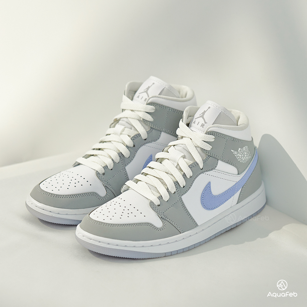 Nike Air Jordan 1 Mid 女款高筒灰白藍小Dior 休閒鞋BQ6472-105