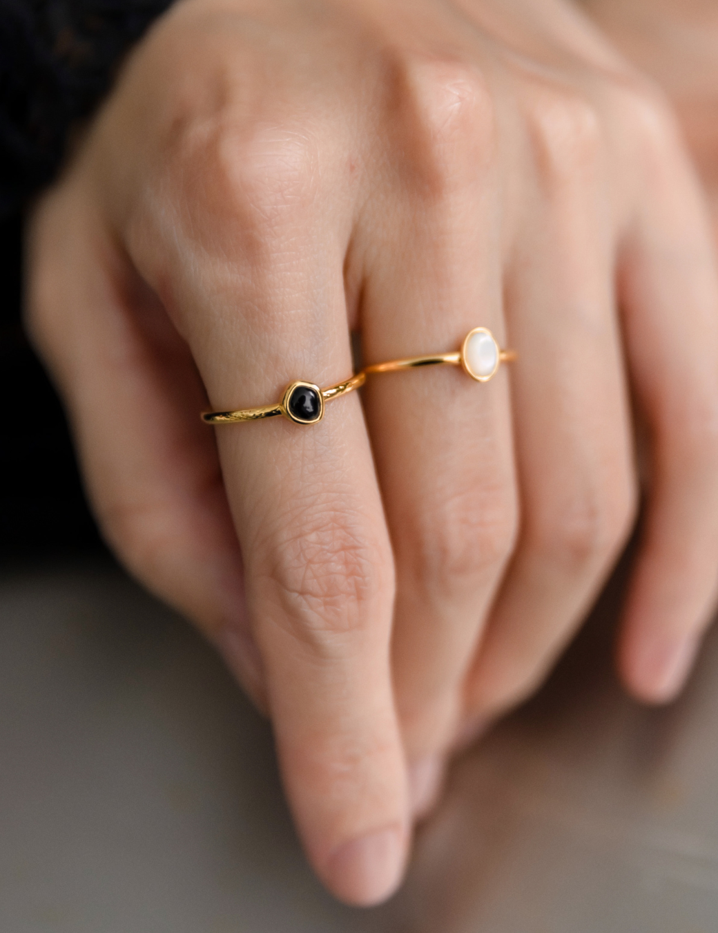 黑瑪瑙圖騰戒指（金色/3尺寸）