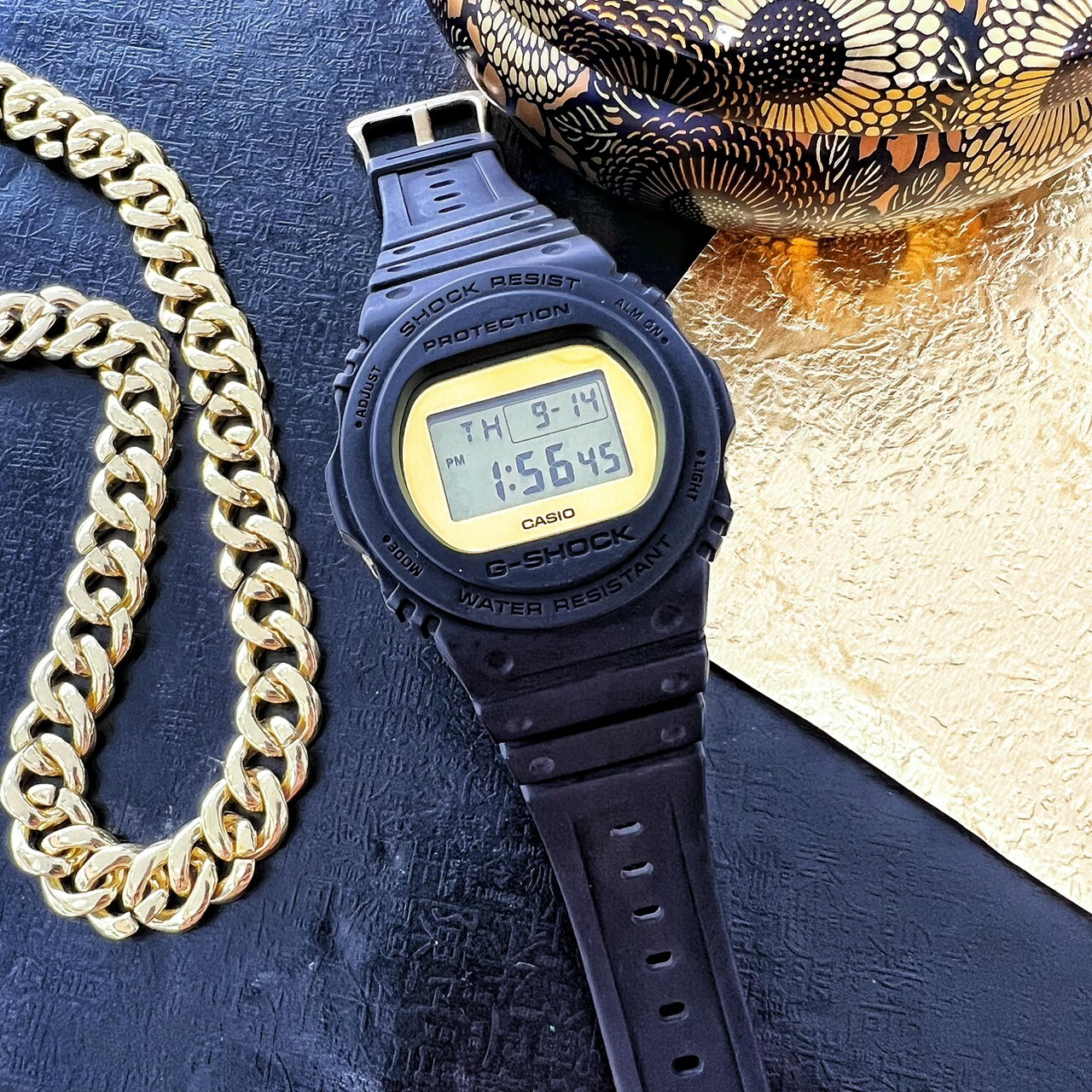 【G-SHOCK】霧面磨砂設計運動錶 DW-5700BBMB-1D 45.4mm 現代鐘錶