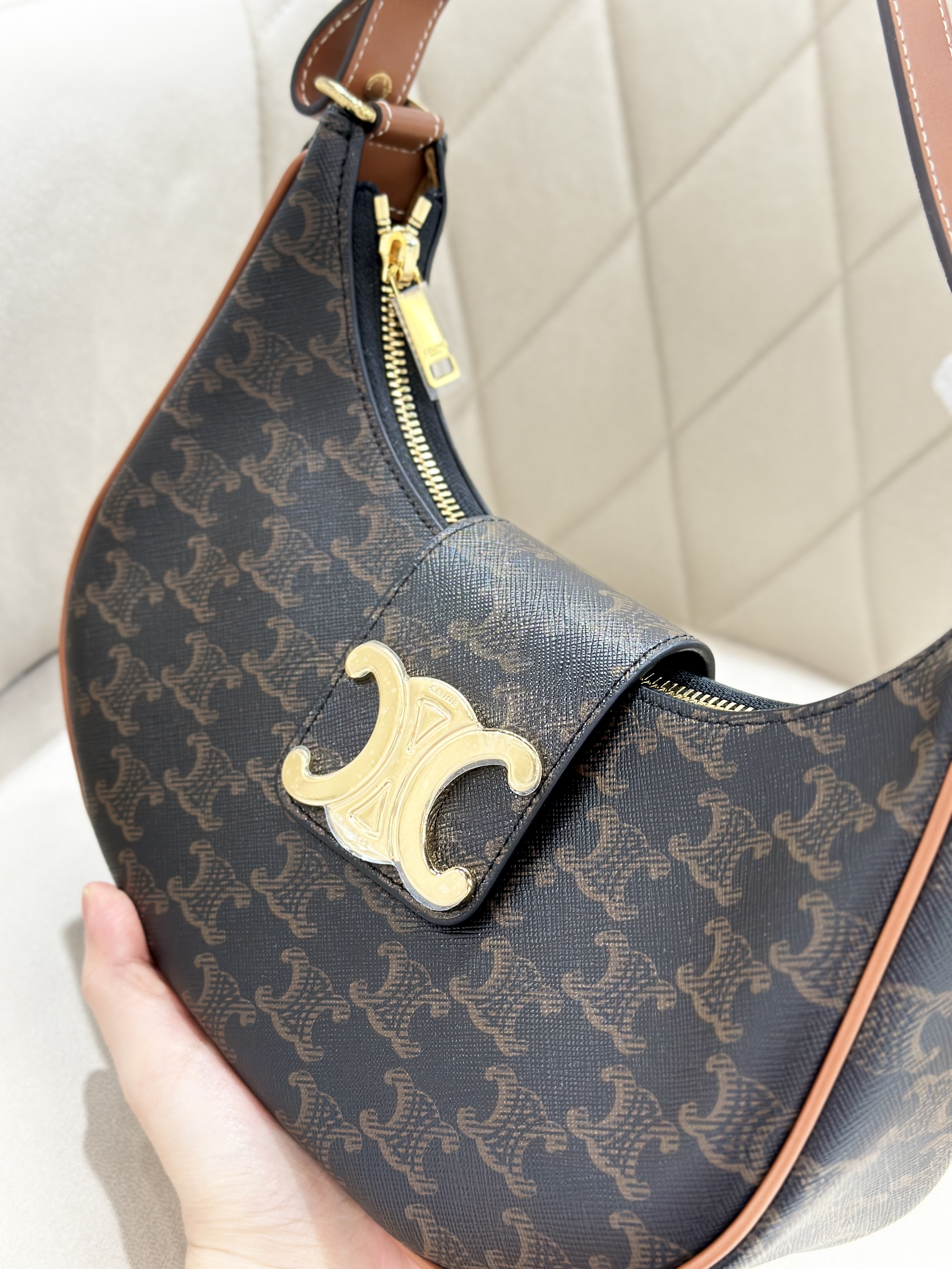 CELINE Ava Triomphe Bag