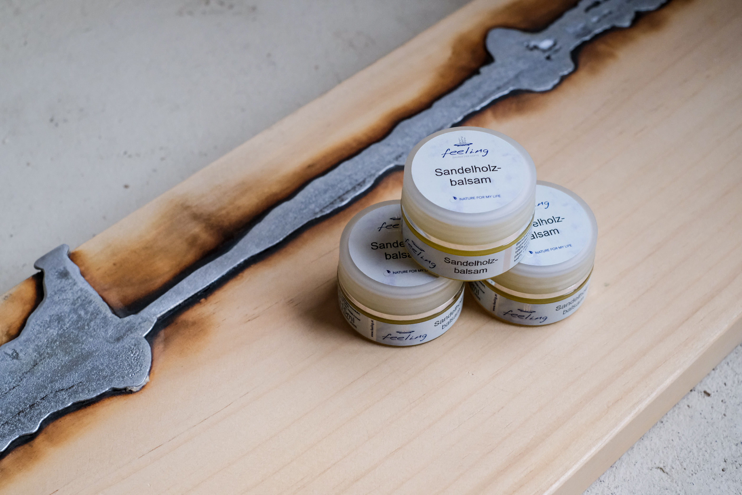 肌膚照護 | 定心凝神檀香凝香膏