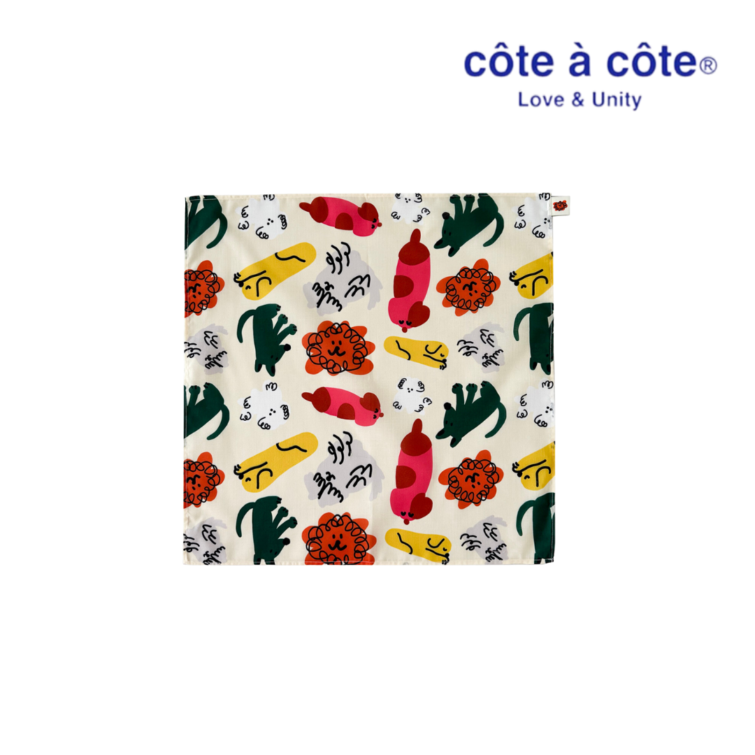 cote a cote 滿版狗勾手綁領巾