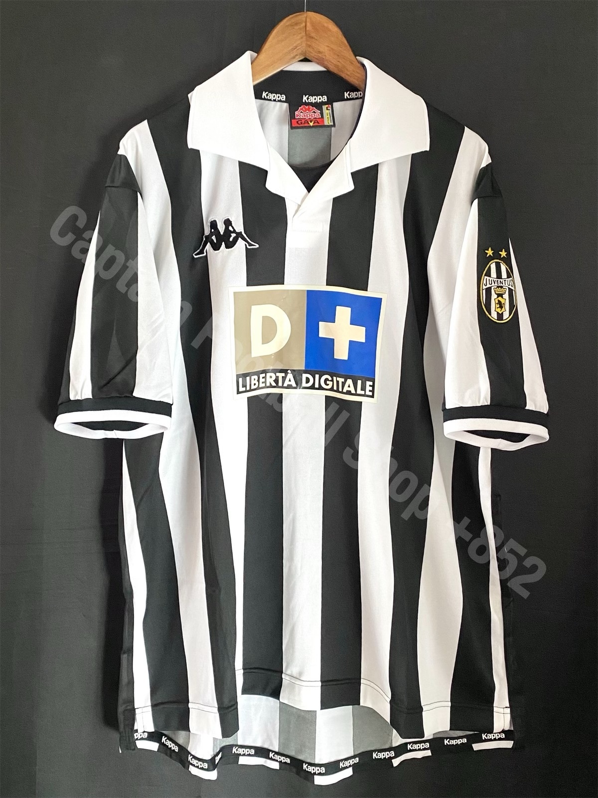 Juventus 1998-1999 Kappa Home shirt