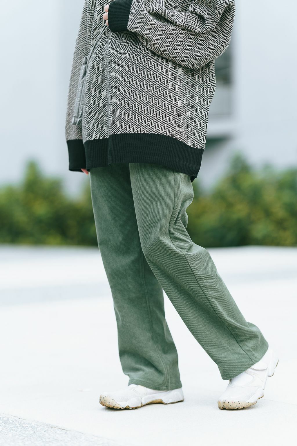 燈芯絨休閒直筒褲(兩色-柳煤竹綠)