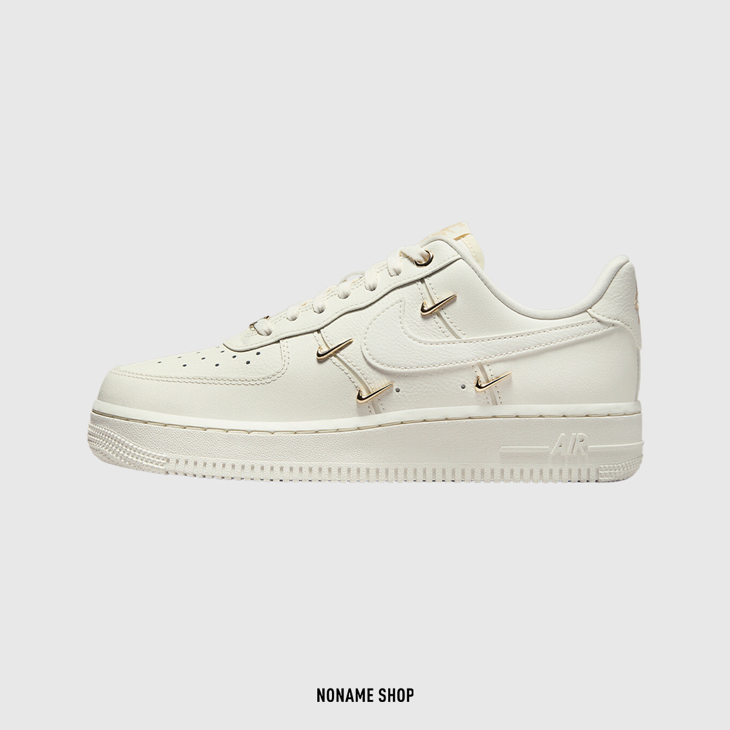 NIKE AIR FORCE 1 '07 LX 奶油小金勾(女款)