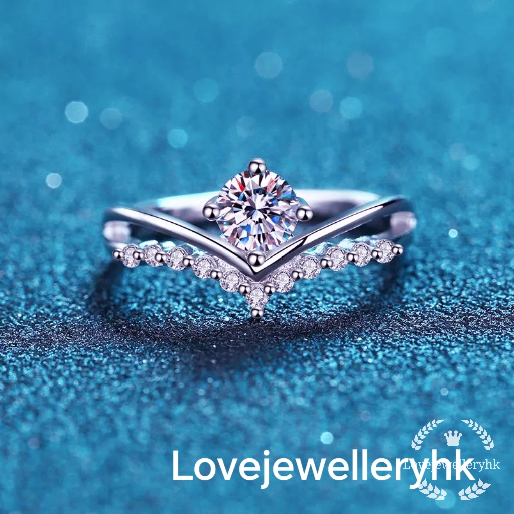 雙V形50份莫桑鑽戒   R05C033