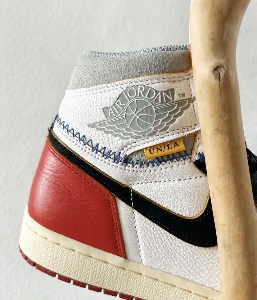 JORDAN 1 RETRO HIGH ANGELES BLACK TOE 高筒BV1300106