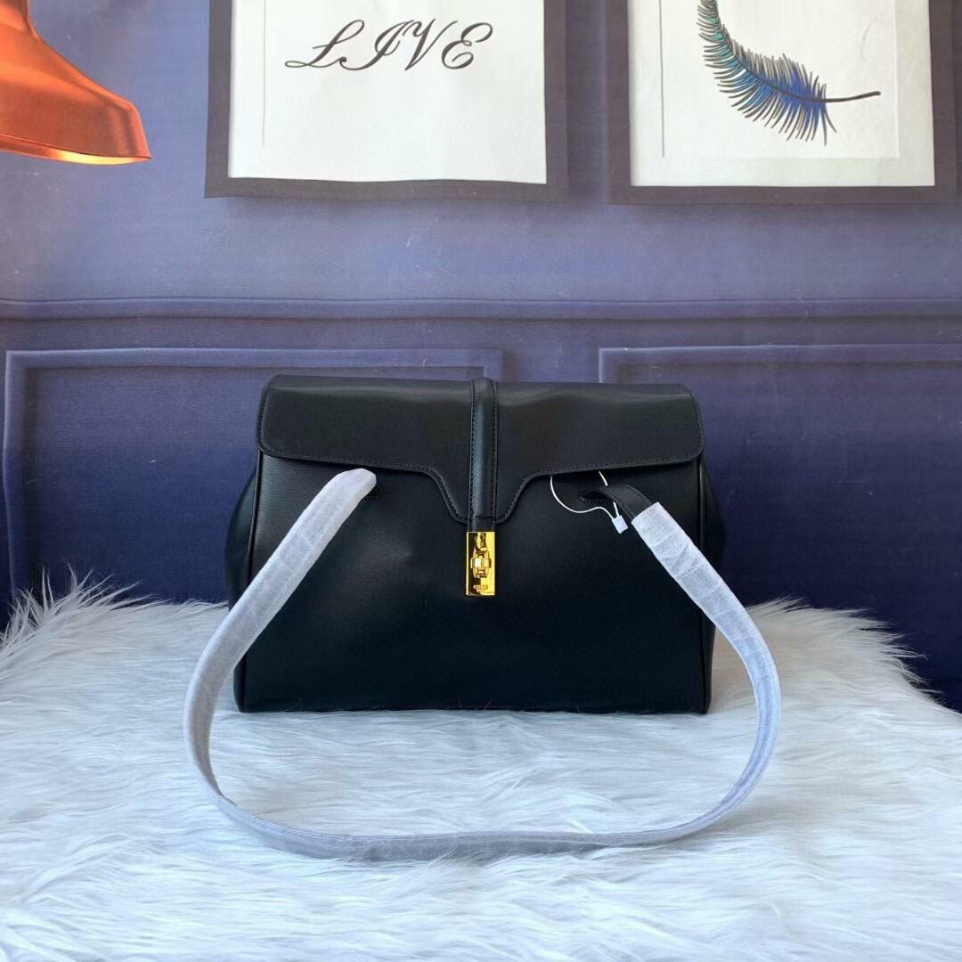 CELINE SOFT 16 手袋