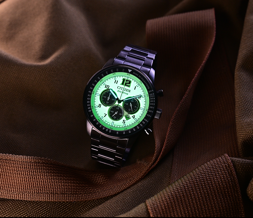 萬年鐘錶 - Citizen 星辰錶  夜光系列 三眼計時光動能男錶 CA4507-84X  錶徑44MM