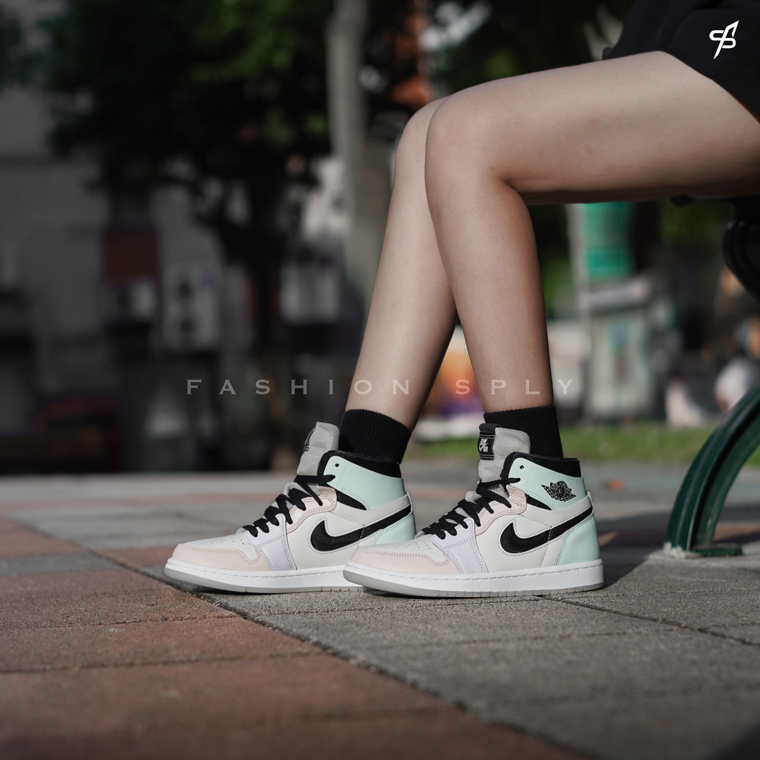 W Air Jordan 1 CMFT 馬卡龍 CT0979-101