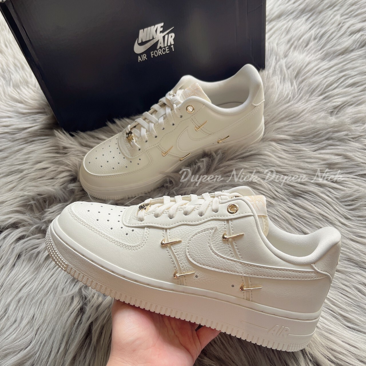 NIKE AIR FORCE 1 全白 四勾 玫瑰小金勾