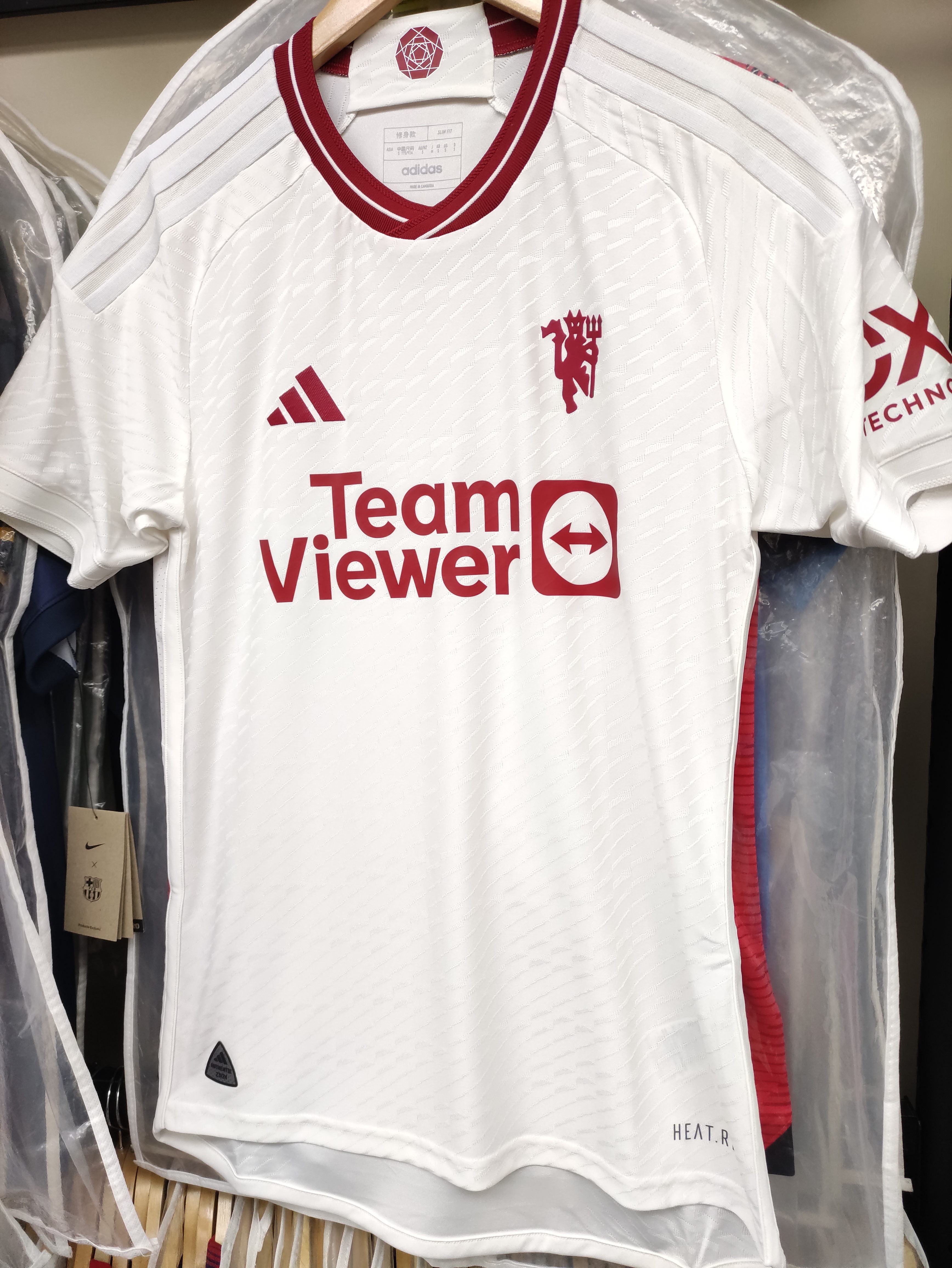 23-24曼聯二客球員版球衣