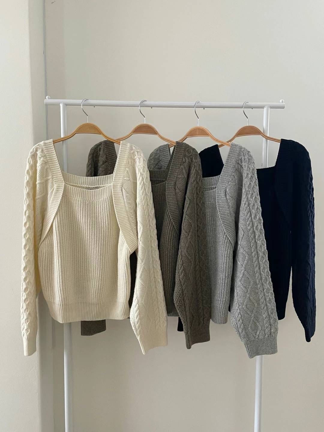 方領假兩件毛衣 -M