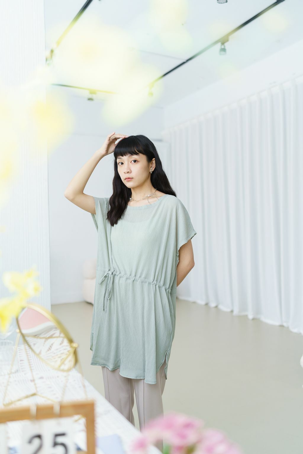 剪裁束腰抽繩上衣(三色-薄荷)