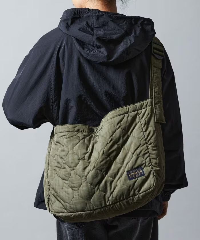 日本 Pendleto葫蘆紋郵差包