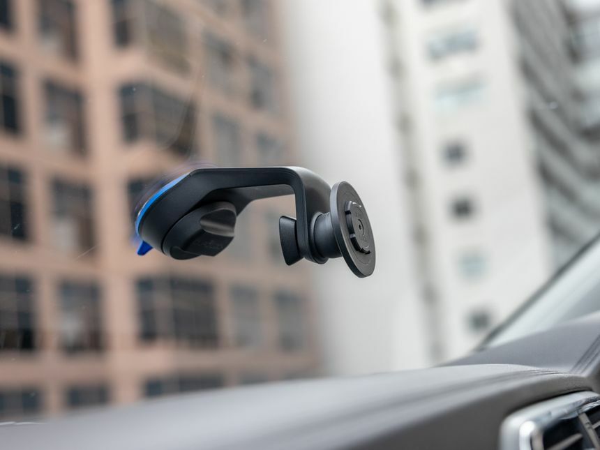 QUAD LOCK Car Mount Windscreen / Dash Car Mount