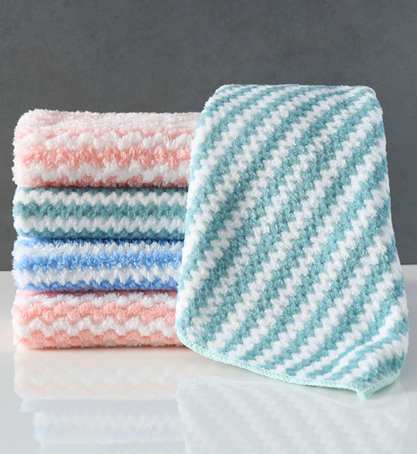 条纹珊瑚绒抹布 （绿色）