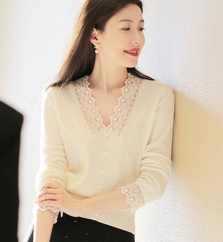 蕾絲拼接珠釦針織上衣 兩色