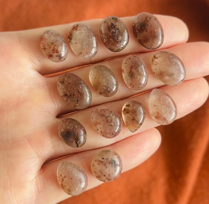 [原石] 茶晶石榴石